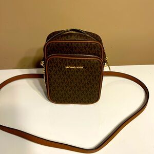 Michael Kors crossbody